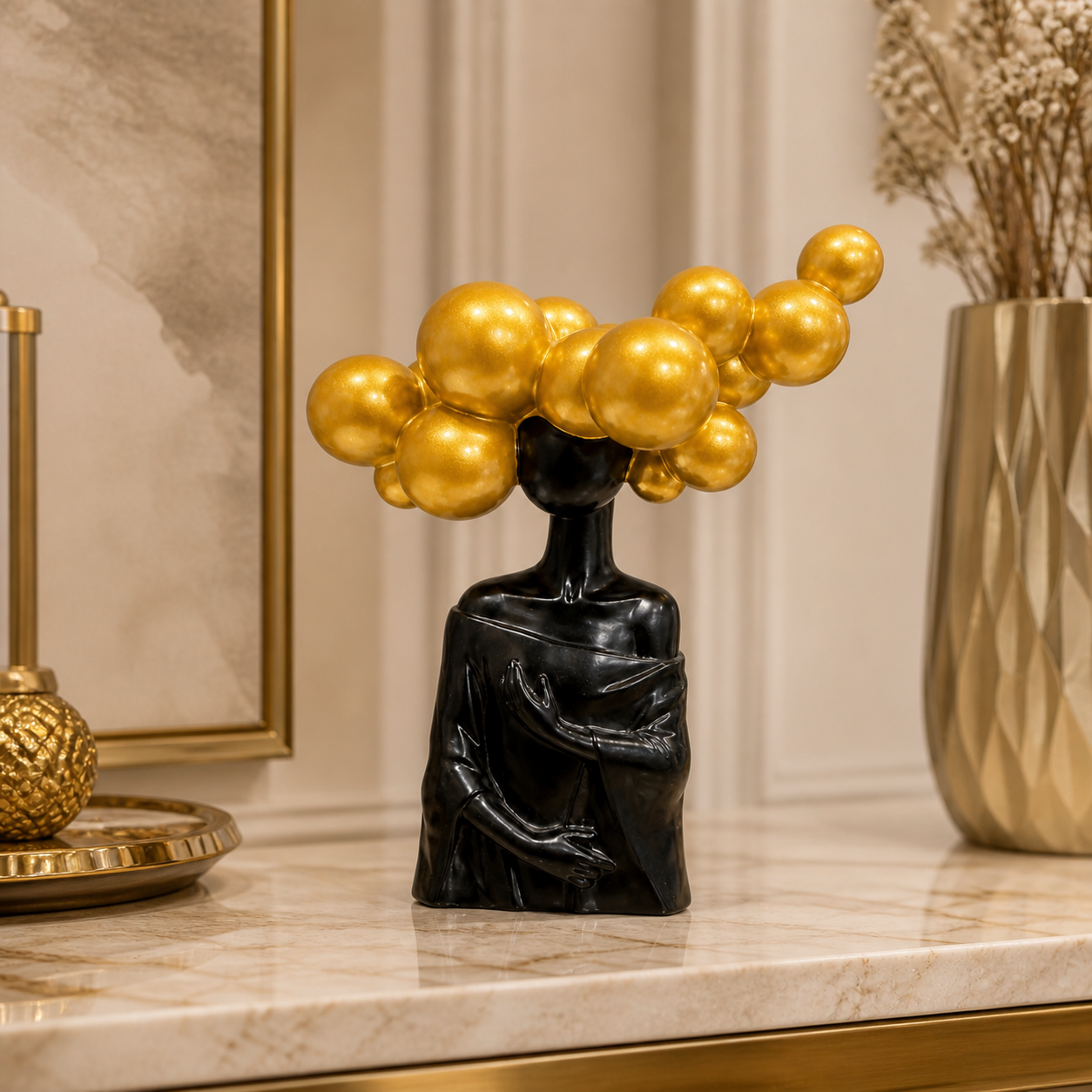 Modern Abstract Balloon Head Sculpture – Luxury Black and Gold Decorative Figurine